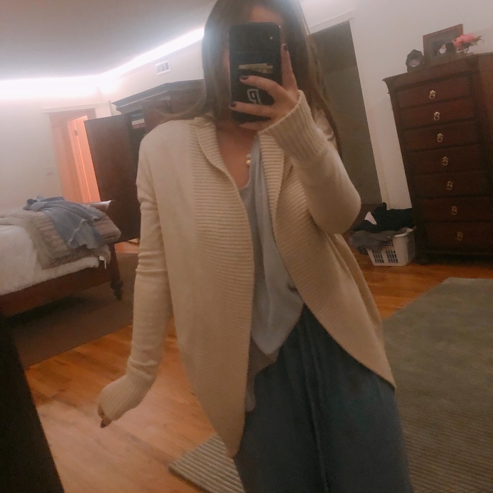 AE comfy trendy cardigan